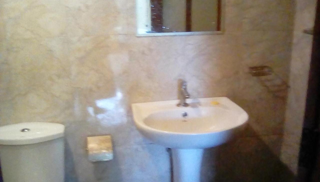 Leaf Guest House Gampola Buitenkant foto